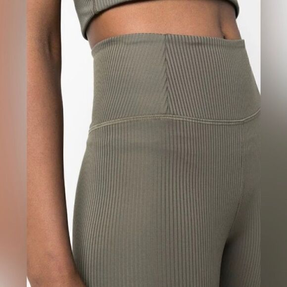 Girlfriend collective SET of ribbed leggings and Paloma bra cypress green - Picture 3 of 8